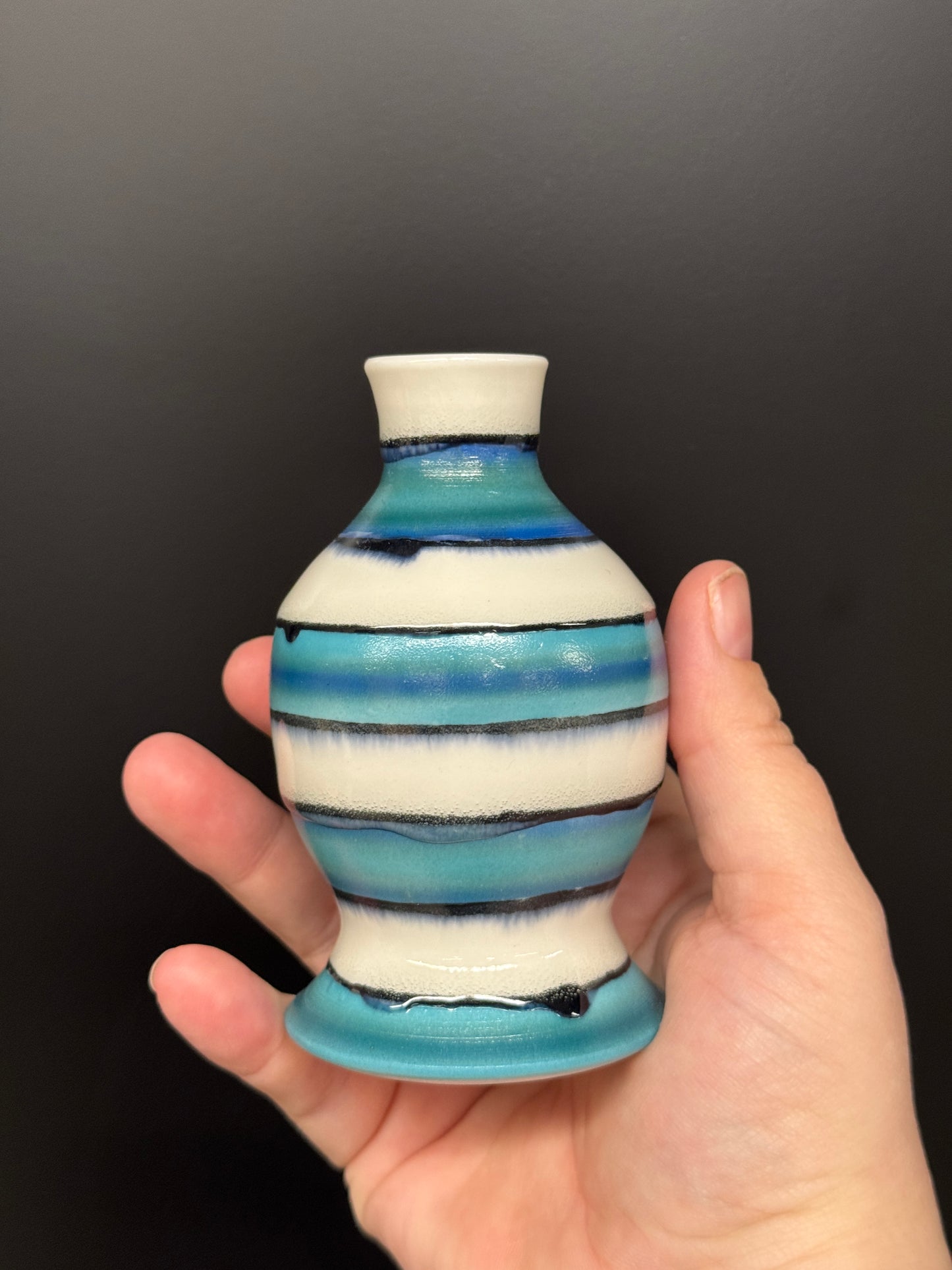 Bud Vase with color stripes 2