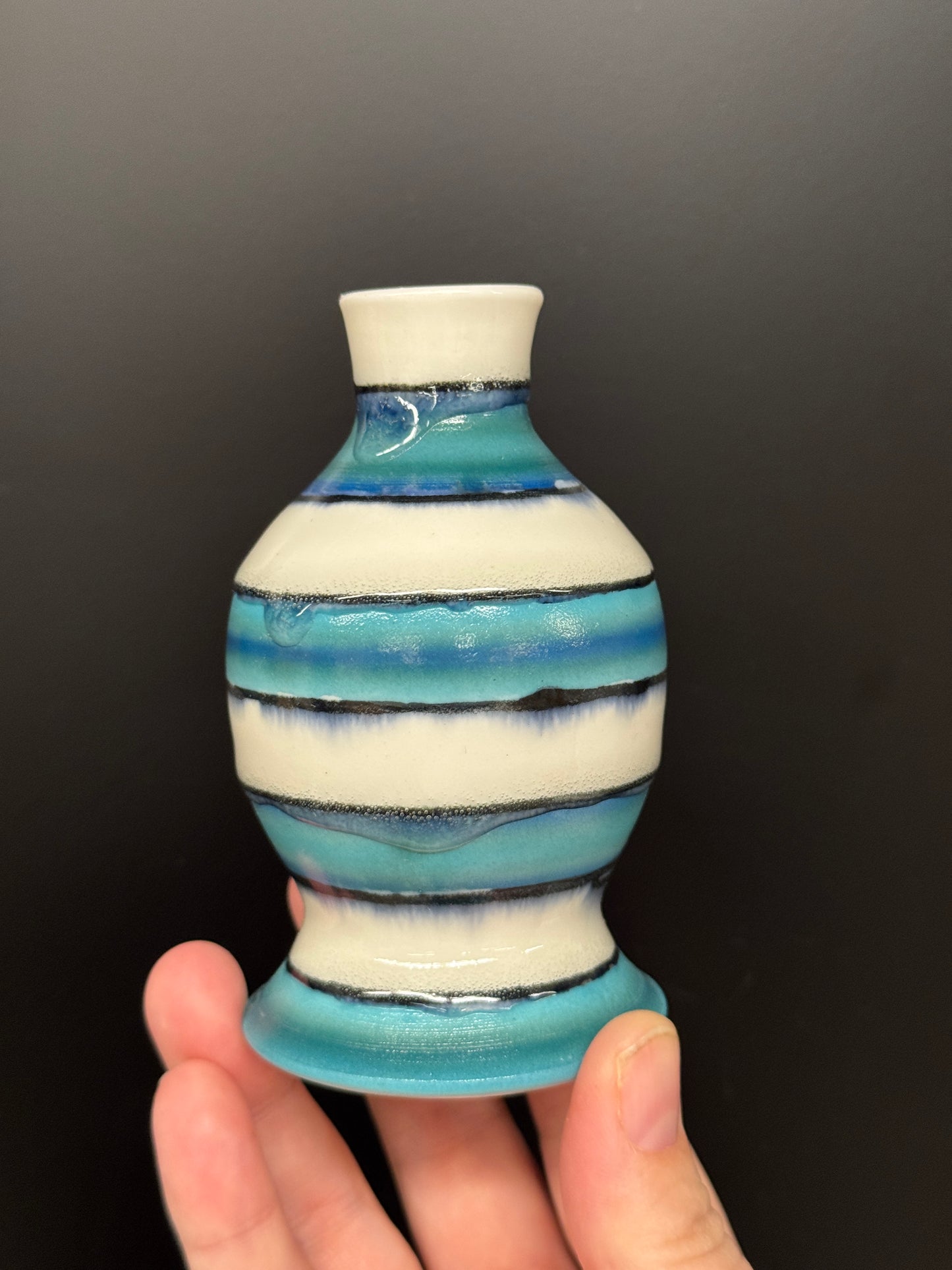 Bud Vase with color stripes 2
