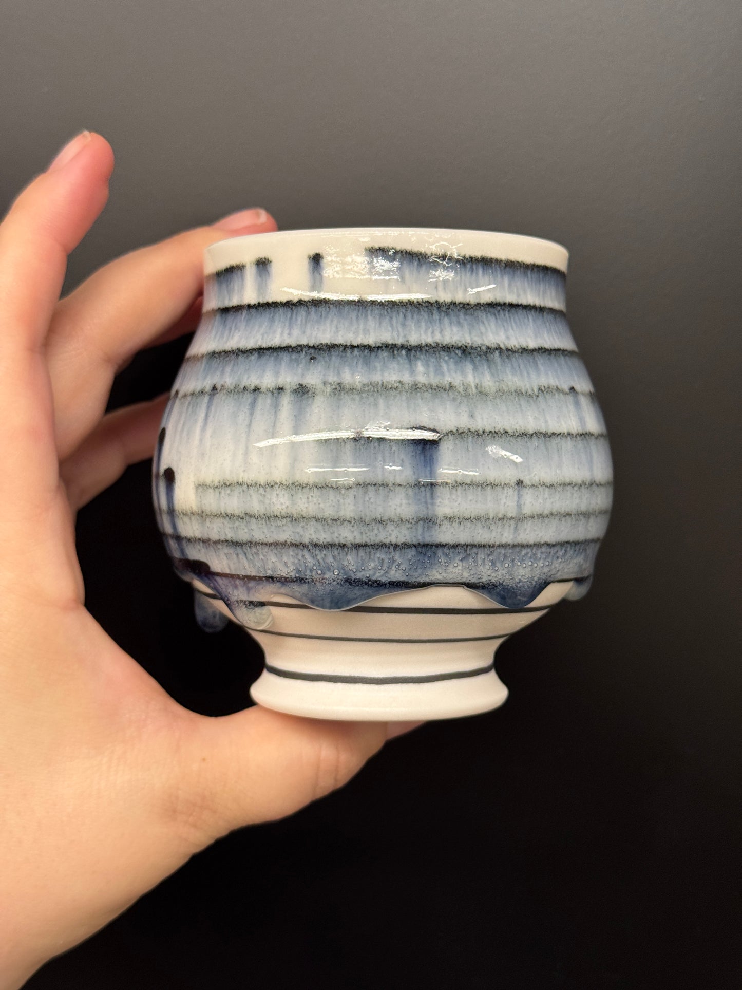 Cup b/w 3
